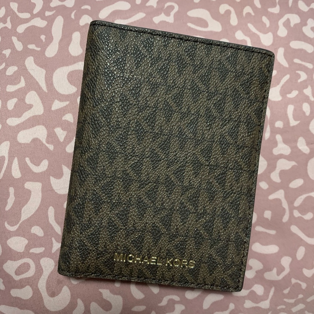 Passport Wallet; New Without Tags - image 1